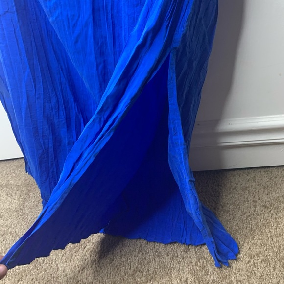 Skirt with slits - Picture 2 of 4